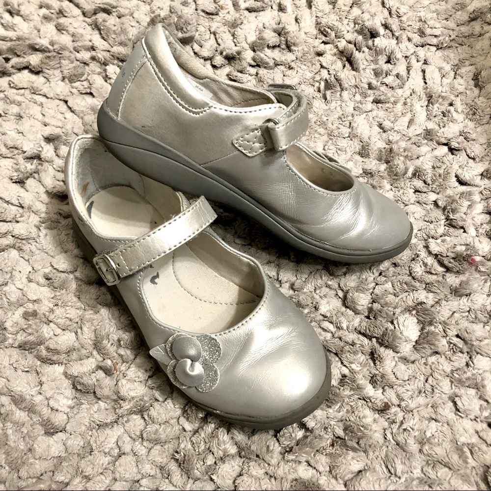 Stride Rite sz 13 dress sneaker